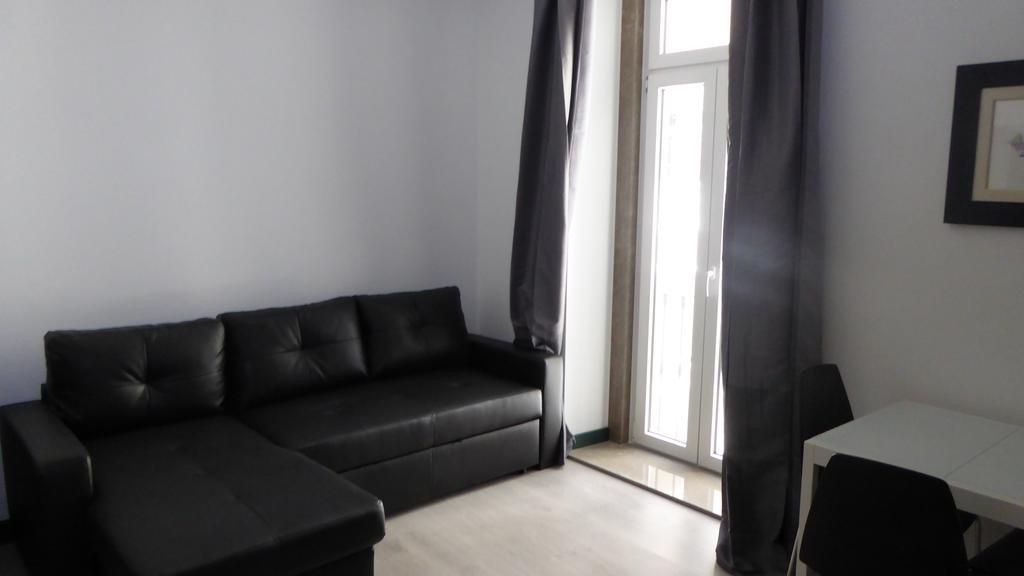 Dobairro Suites At Bairro Alto Lisbon Bagian luar foto