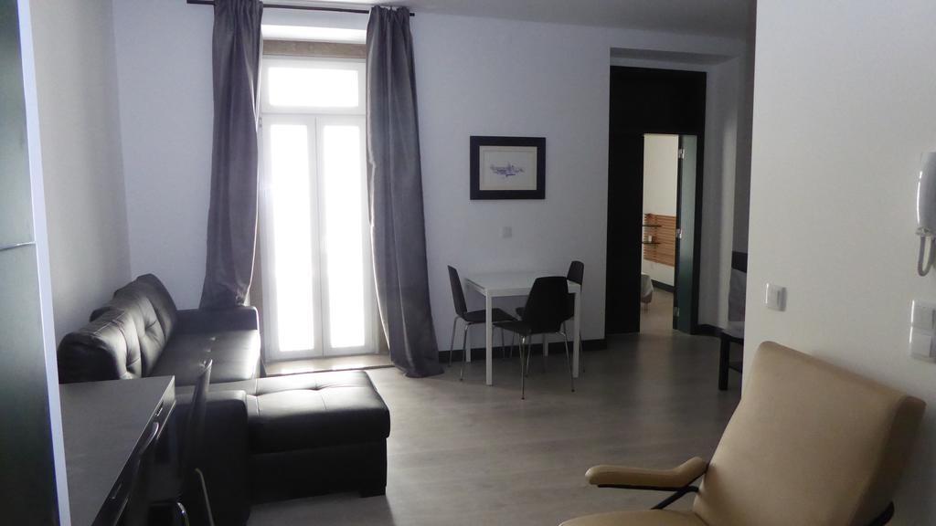 Dobairro Suites At Bairro Alto Lisbon Bagian luar foto