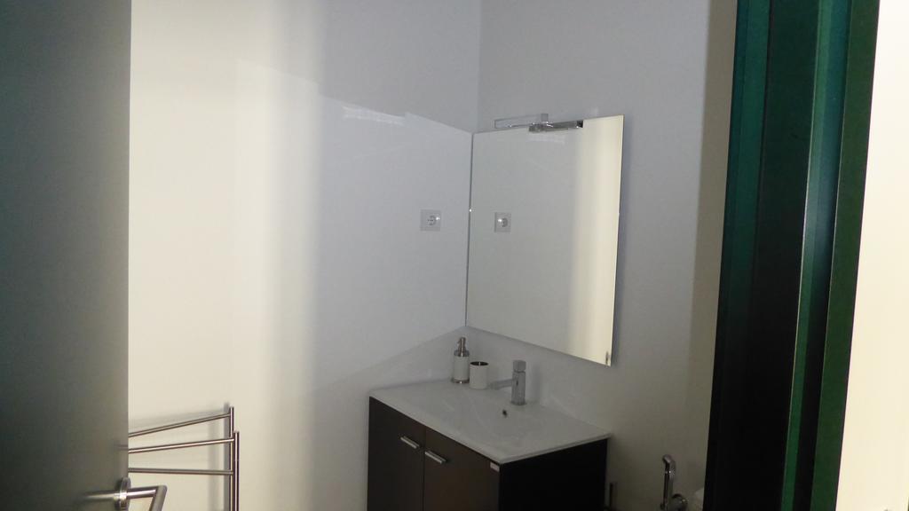 Dobairro Suites At Bairro Alto Lisbon Bagian luar foto