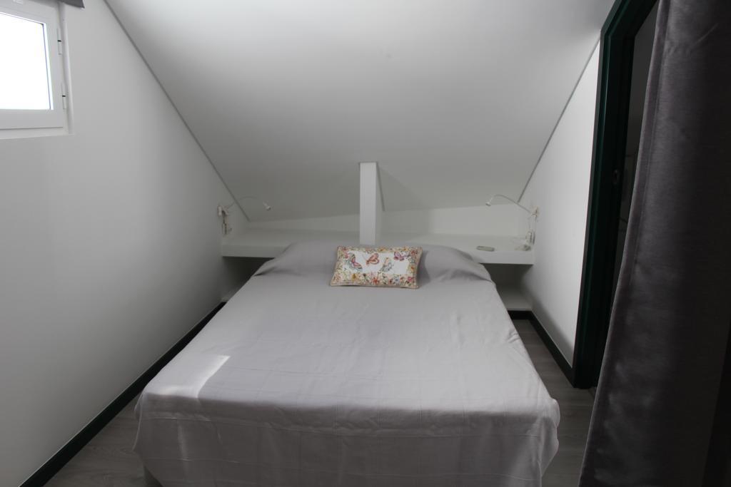 Dobairro Suites At Bairro Alto Lisbon Bagian luar foto
