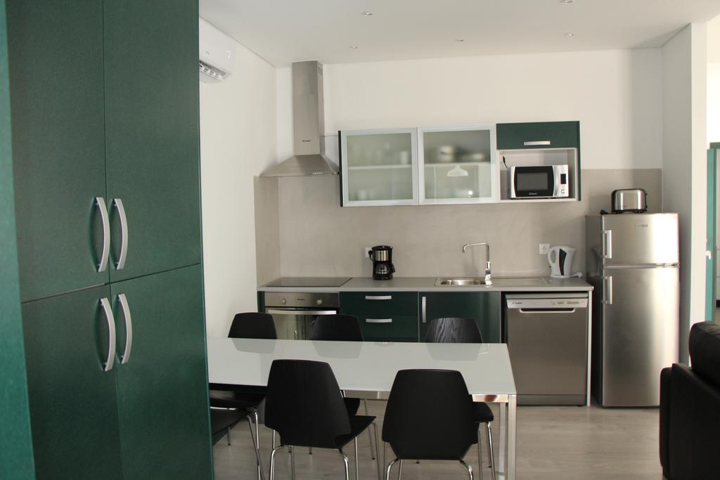 Dobairro Suites At Bairro Alto Lisbon Bagian luar foto