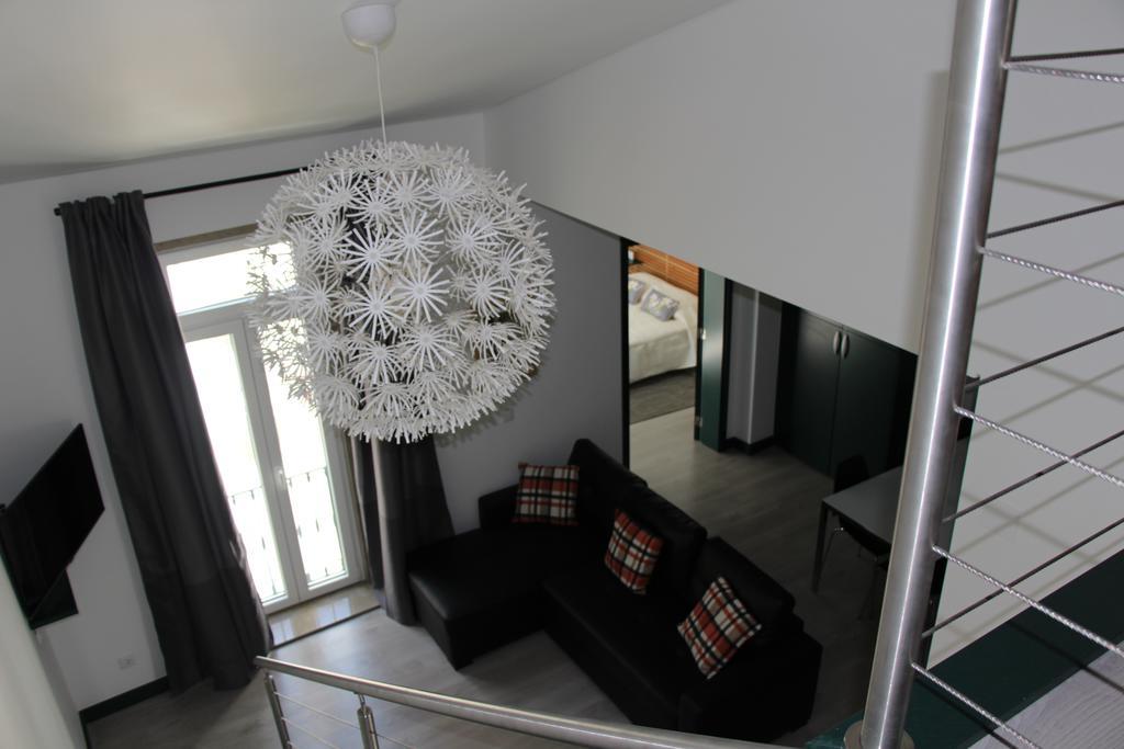 Dobairro Suites At Bairro Alto Lisbon Bagian luar foto